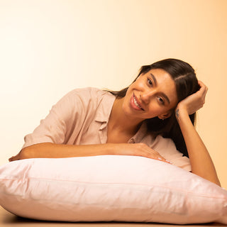 Brightly Labs® King Envelope Silk Pillowcase - Experience luxury with clinically proven Mulberry Silk for hair and skin benefits. Organic and hypoallergenic, with silver-infused fabric for a refreshing, restful sleep