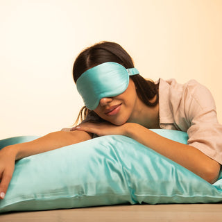 Queen Envelope Pillowcase - Premium Silver-Infused Silk with Clinically Proven Benefits - Brightly Labs®