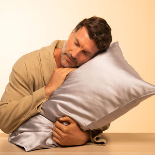 Queen Envelope Pillowcase - Premium Silver-Infused Silk with Clinically Proven Benefits - Brightly Labs®