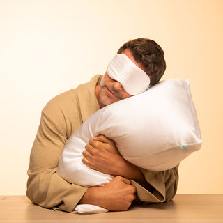 Queen Envelope Pillowcase - Premium Silver-Infused Silk with Clinically Proven Benefits - Brightly Labs®