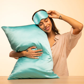 Brightly Labs® Silk Pillowcase - 22 Momme Mulberry Silk with Antibacterial Silver Ions for Luxurious Comfort